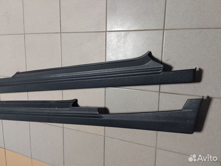 Пластмассовые накладки на пороги на ваз-21123 купэ