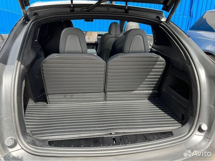 Коврики из экокожи для Tesla