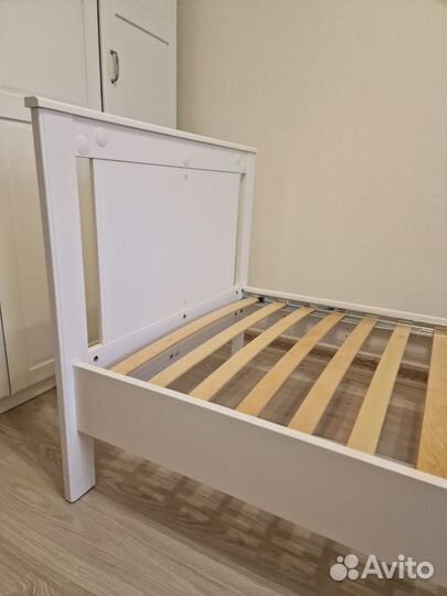 Кровать 90х200 IKEA
