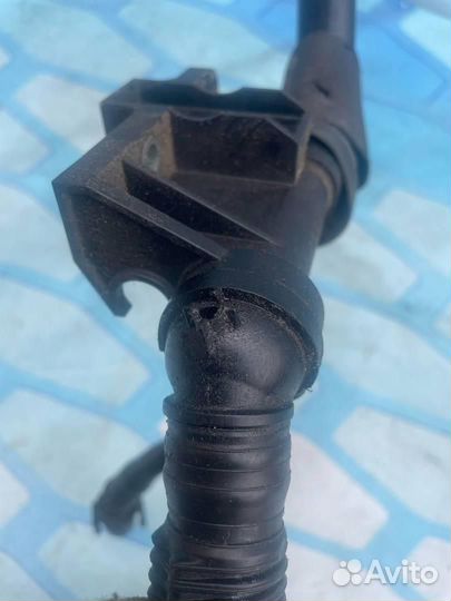 Трубка вентиляции картерных газов 03C103474P