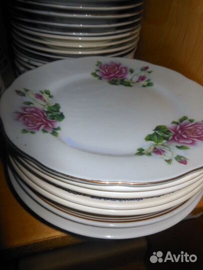 Посуда, тарелки, бокалы для пива