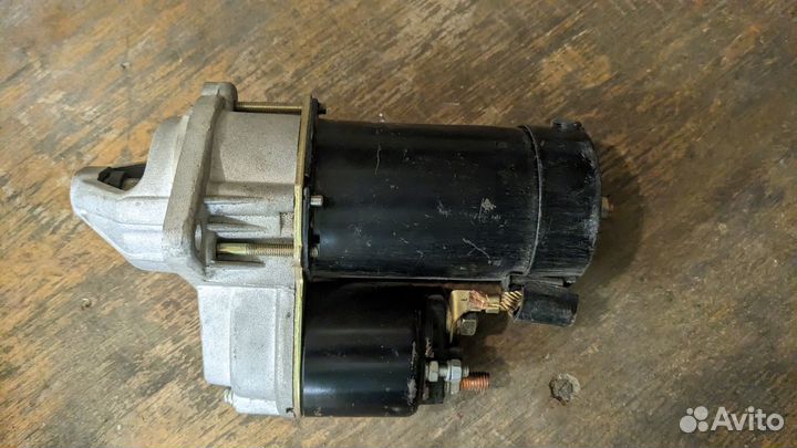 Стартер, замок зажигания, датчик масла