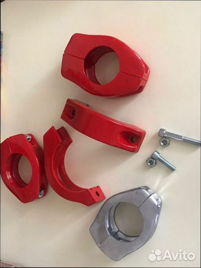 Хомут на трубу