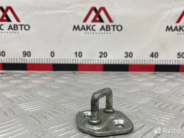 Б/У ответная часть замка двери передний левый