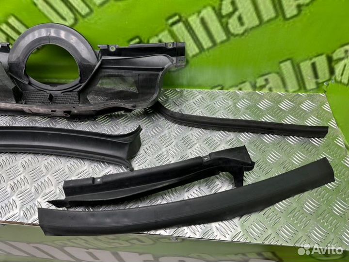 Жабо Mercedes-Benz W124 M102 2.3 1991