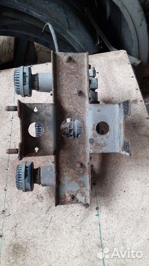 Клапан тормозной в сборе HD120 (59510-7C900) Б/У