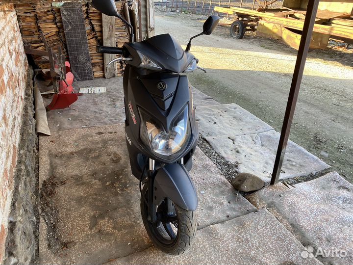 Скутер SYM AD12W1-6 (JET 4)