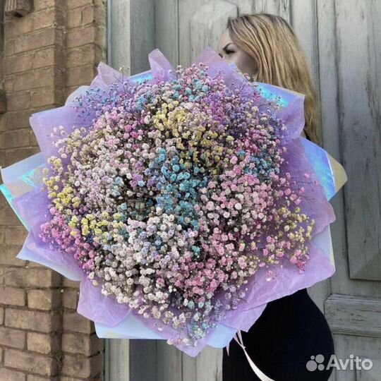 Букеты из цветной гипсофилы