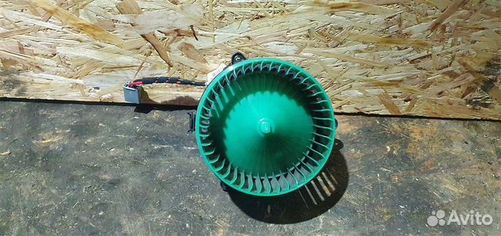 Моторчик печки Opel Insignia 2008-2017