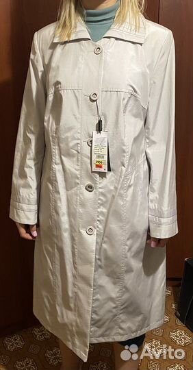 Плащ новый