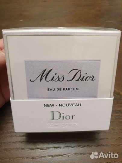 Парфюмерная вода Miss Dior