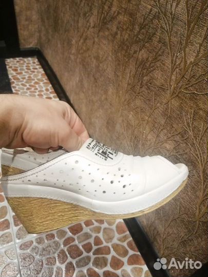 Обувь женская 39 размер