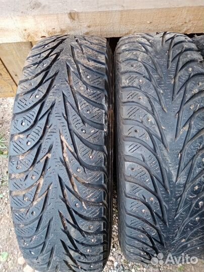 Yokohama IceGuard Stud IG65 185/70 R14 92T