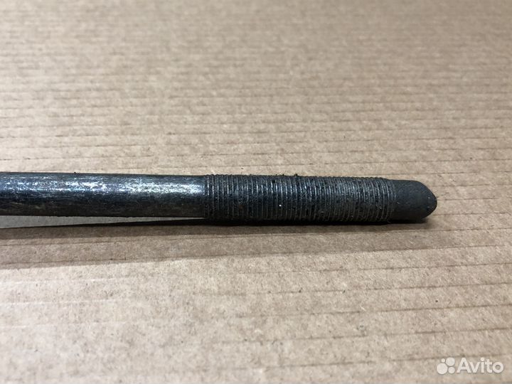 Болт подрамника Мицубиси Каризма