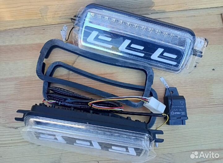 Подфарники надфарники Нива LED светодиодные