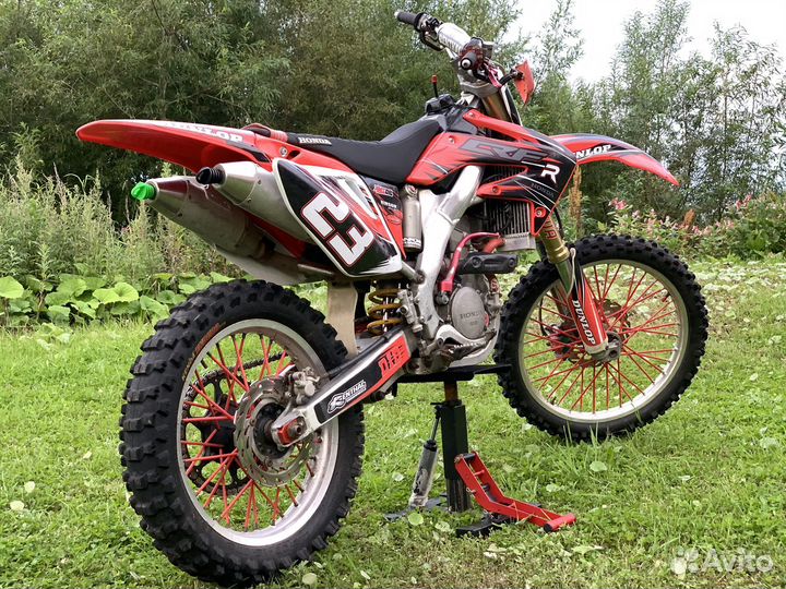 Мотоцикл honda CRF250R