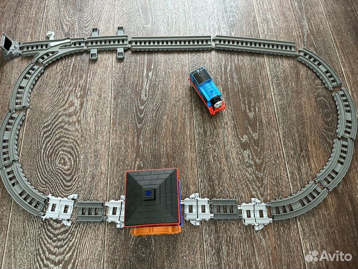 Паровозик Томас железная дорога набор