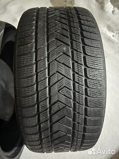 Pirelli Scorpion Winter 285/35 R22