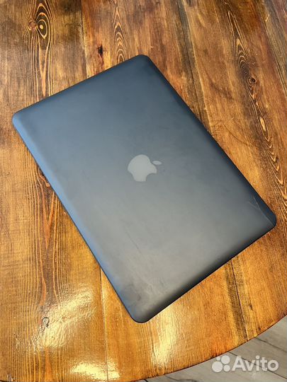 Apple MacBook Pro M1