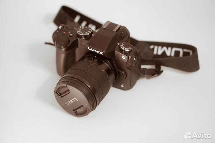 Фотоаппарат Panasonic Lumix DMC-G80 Kit
