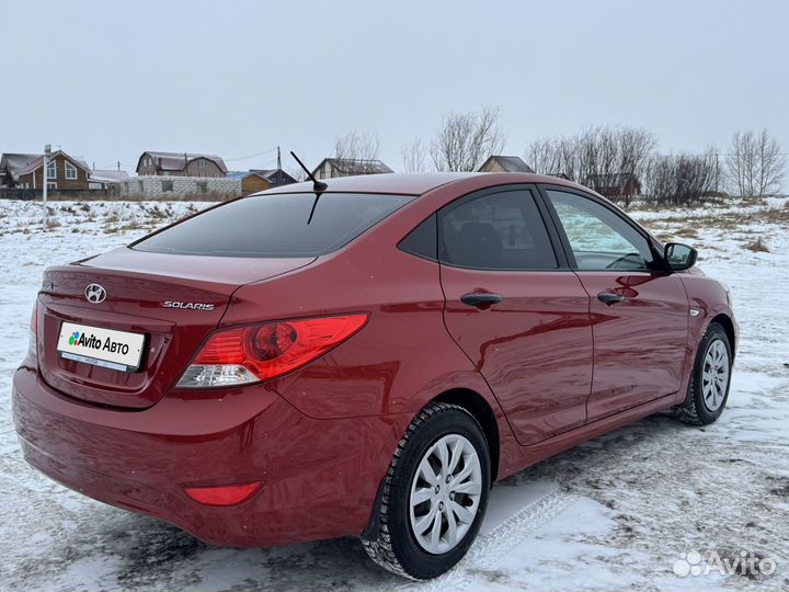 Hyundai Solaris 1.4 AT, 2013, 115 500 км