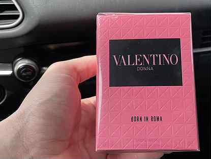 Valentino Donna Born In Roma