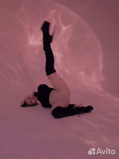 Танцы для начинающих, педагог по стрип пластике