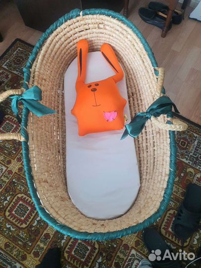 Корзина плетеная для малыша