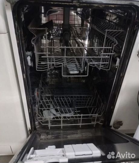 Посудомоечная машина Electrolux 45