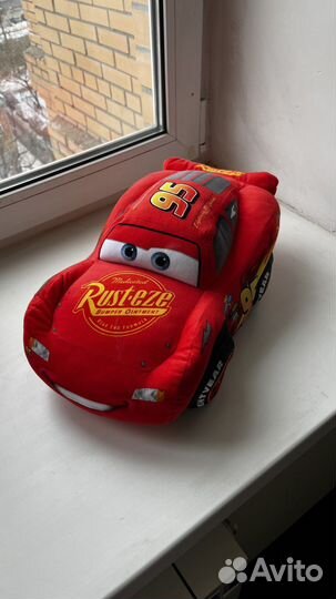 Подушка молния макуин