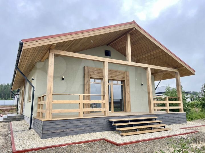 Коттедж 143 м² на участке 8 сот.