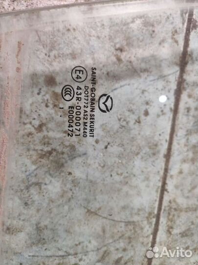 Стекло передние правое Мазда 3 BL 11 год