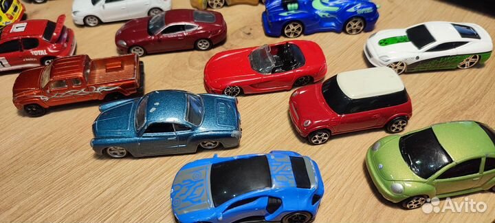 Машинка Majorette Maisto Welly