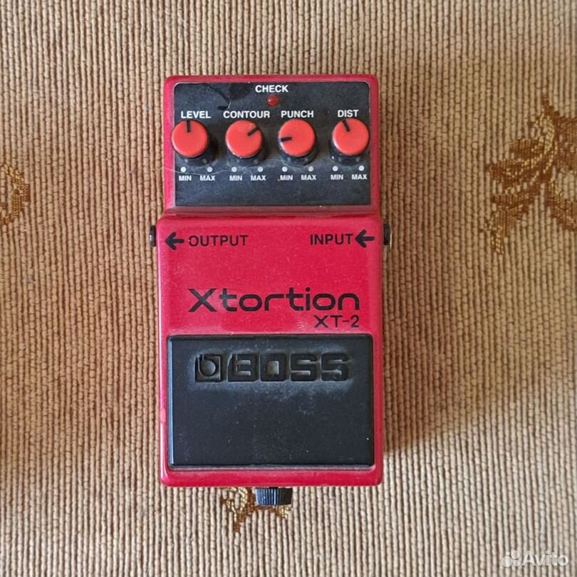 Педаль Boss XT-2