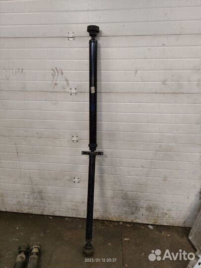 Карданный вал Audi A8 D3 4.2 BVJ 2006