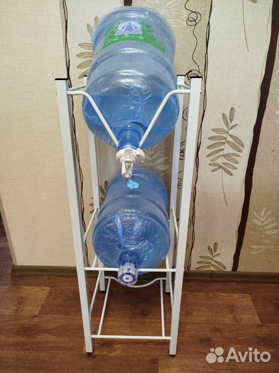 Стойка под бутыль 19 литров