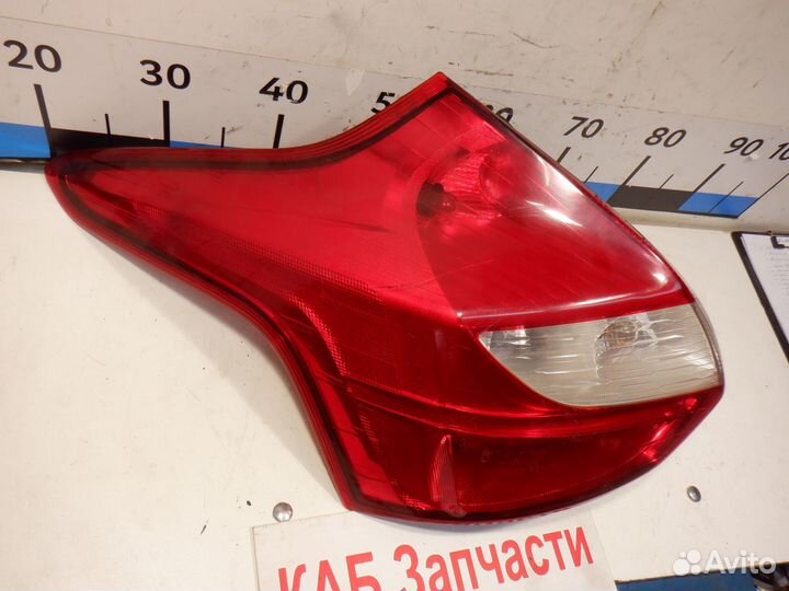 Фонарь задний левый Ford Focus 3 Хетчбэк