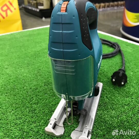 Лобзик электрический Makita 4329