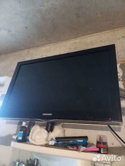 Телевизор Samsung 32