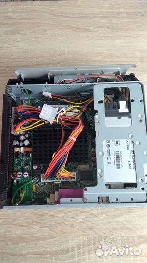 Компактный компьютер Atom D2700