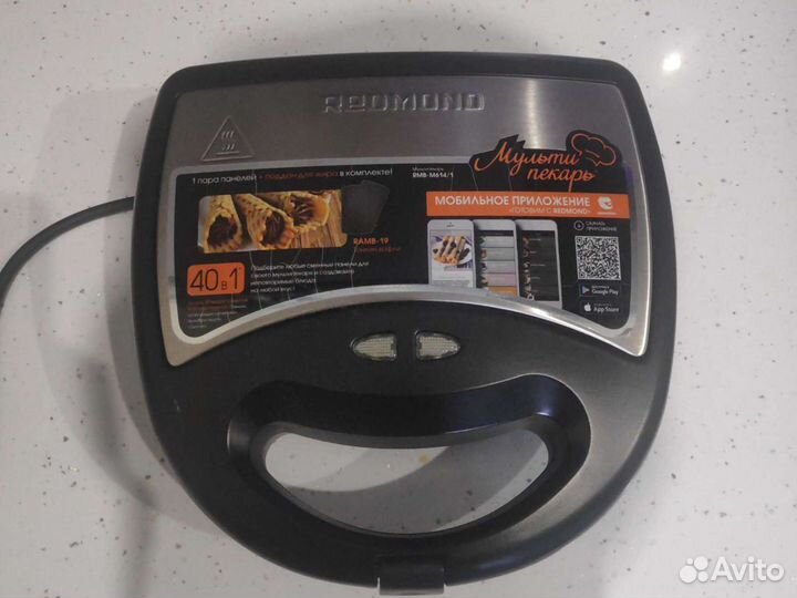 Электрическая вафельница