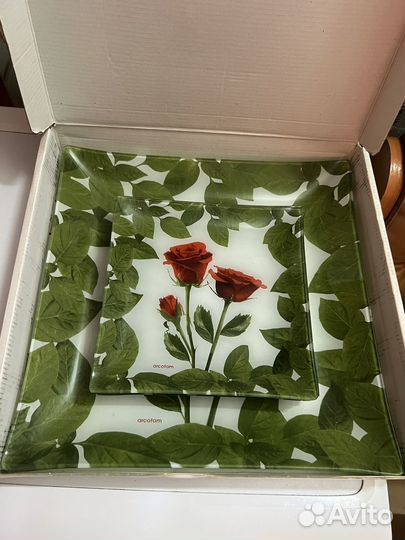 Набор тарелок