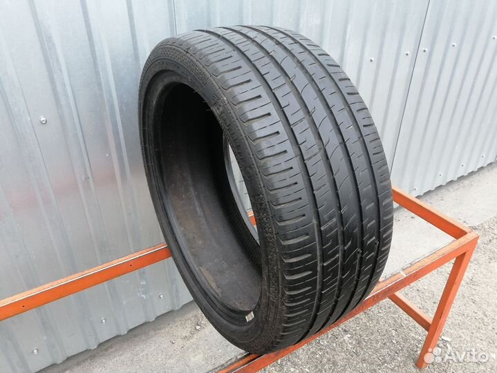Barum Bravuris 3HM 215/40 R17 87Y