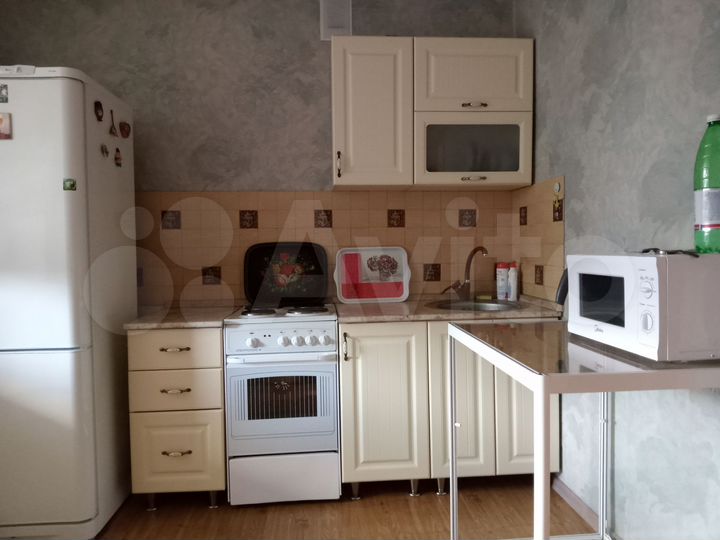 1-к. квартира, 42,4 м², 1/10 эт.