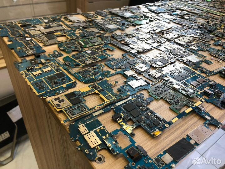 Материнская плата