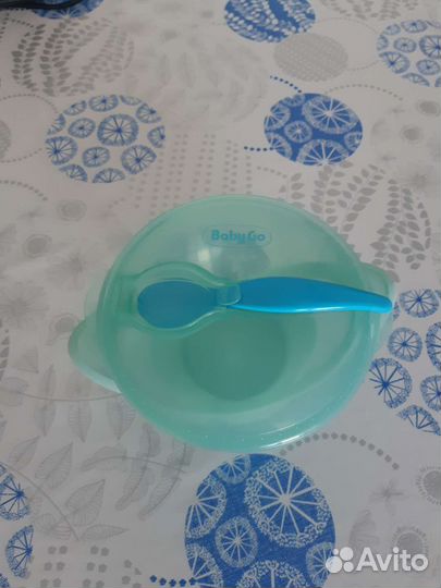 Поильник Авент + слюнявчики+чашка на присоске