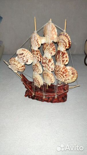 Корабль из ракушек