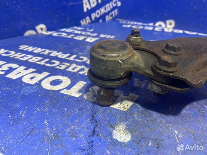 Передний правый рычаг Lifan Breez седан 2010