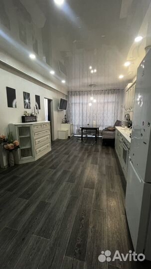 Сдам 3х комнатный этаж посуточно