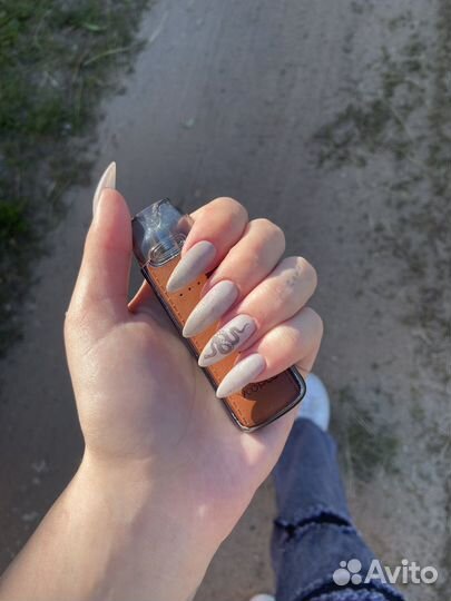 Мастер маникюра